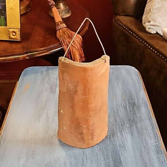 Provence painted & sculptured roof tile - Picture 3 of 7